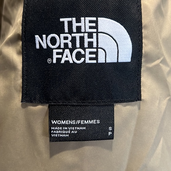 SOLD North Face Jacket - Picture 4 of 9